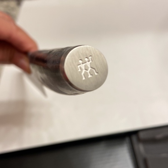 Zwilling Motion JA Henckels 7 inch Santoku Knife New in Box 38907-180 - Picture 5 of 6